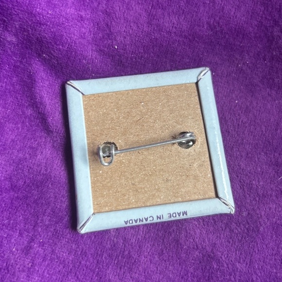 *RARE* ORIGINAL MADE IN CANADA PRINCE PIN BACK BUTTON PURPLE RAIN - Picture 2 of 2